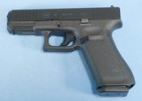 ** SOLD ** Glock G45 Semi Auto Pistol in 9mm **Very Clean - 3 Magazines** - 3 of 19