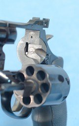 ***SOLD***Taurus Model 66 Revolver in .357 Magnum Caliber **Original Box - 2 Speedloaders Included** - 19 of 21