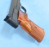 ** SOLD ** Smith & Wesson Model 41 Semi Auto Target Pistol in .22 LR **Mfg 1993 - Classic Target Pistol - Box and Papers - 2 Magazines** - 11 of 24