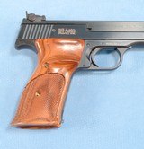 ** SOLD ** Smith & Wesson Model 41 Semi Auto Target Pistol in .22 LR **Mfg 1993 - Classic Target Pistol - Box and Papers - 2 Magazines** - 23 of 24