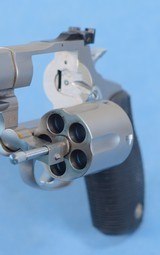 Taurus Tracker Revolver in .44 Magnum **Box - Ported** - 19 of 19