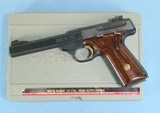 Browning Buckmark Target Pistol in .22 Long Rifle **Box and 2 Mags** - 1 of 20