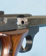 Browning Buckmark Target Pistol in .22 Long Rifle **Box and 2 Mags** - 17 of 20