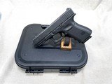 Glock M19 Gen3 with box, 3 mags and loader, night sites