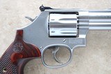 Smith & Wesson Model 686 Plus Deluxe 3", Cal. .357 Magnum - 8 of 22
