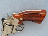 ** SOLD ** Smith & Wesson Model 686 Distinguished Combat Magnum, Cal. .357 Magnum, 1985 Vintage - 5 of 9