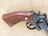 ** SOLD ** Smith & Wesson Model 586 Distinguished Combat Magnum, Cal. .357 Magnum, 6 Inch Barrel - 6 of 11