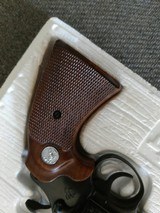 Colt diamondback 4" blue new in box - 1 of 8