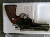Colt diamondback 4" blue new in box - 3 of 8