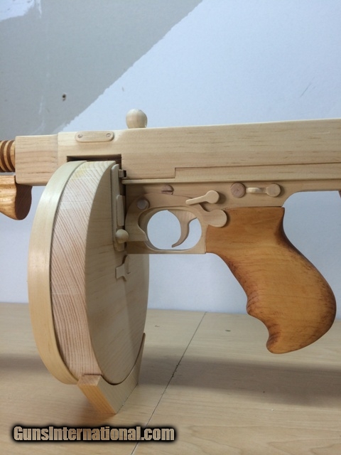 Thompson Submachine Gun Wood Model (1921) - full scale Watch