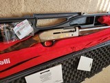 Benelli Montefeltro silver 12ga Ducks Unlimited - 3 of 4