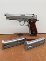 RARE NIB Beretta 92FS INOX Ghost Early 9mm pistol 1990's - 9 of 14