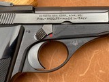 RARE MINT Beretta Model 71 “Jaguar”in 22LR. Made In Italy - 9 of 11