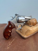 Seldom seen Smith & Wesson 629-1 snub Beautiful factory grips - 4 of 12