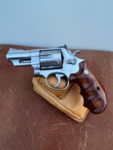 Seldom seen Smith & Wesson 629-1 snub Beautiful factory grips - 3 of 12