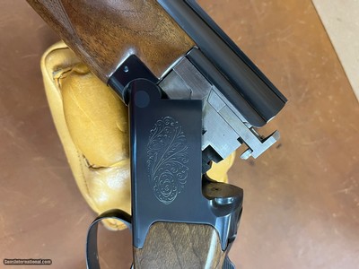 Beautiful near MINT FN B-27 12 gauge