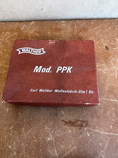 Rare MINTY Pre-68 Walther PPK 22LR in Alligator box (1965) - Image 14 of 14