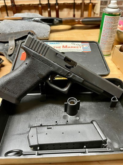 SUPER Rare Early first gen Glock 17L in its original box 1988 - Image 5 of 12