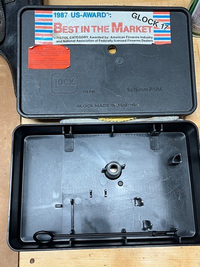 SUPER Rare Early first gen Glock 17L in its original box 1988 - Image 11 of 12