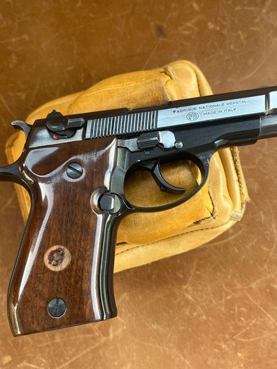 NICE Browning BDA pistol. (1989) - Image 4 of 6