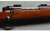 Weatherby ~ MARK V ~ .300 Wby. Mag. - 3 of 9