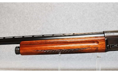 Browning ~ Light Twelve ~ 12 Gauge - Image 6 of 10