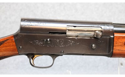 Browning ~ Light Twelve ~ 12 Gauge - Image 3 of 10