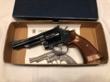 1977 Smith Wesson "Combat Magnum" 357 Magnum w/ Box & Manual.