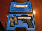 FNH FNS 9MM with three 17 Round Magazines - NIB - 2 of 2
