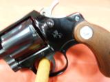 Colt Cobra .38, 2