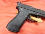 Glock 17L Generation 2 - As New - 8 of 14