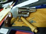 Smith & Wesson Model 40 - 4 of 12