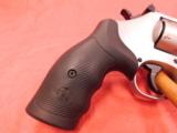 Smith and Wesson 66-8 Combat Magnum - 8 of 18