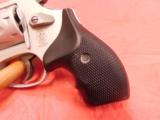 Smith and Wesson 317 Air Light - 8 of 15