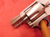Smith and Wesson 442 - 2 of 15