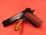 Les Baer SRP - Swift Response Pistol - 1 of 21