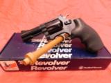 Smith and Wesson 36 Target Model - 23 of 24