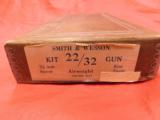 Smith and Wesson 22/32 Kit Gun - 22 of 23