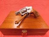 Smith and Wesson 640 Engraved - 1 of 22