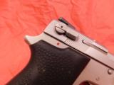Smith and Wesson 3913 - 12 of 17