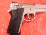 smith and wesson 3913 - 4 of 12