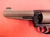 smith and wesson 327 JM Performance Center - 5 of 18