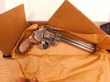 smith and wesson 629 magna classic - 2 of 20