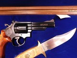 Smith and wesson 19 Texas Ranger commemrative - 6 of 13