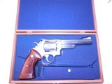 Smith and Wesson 629 no dash - 1 of 15