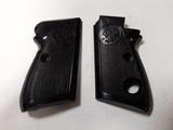 BERETTA M-70 ORIGINAL FACTORY GRIPS - 3 of 4