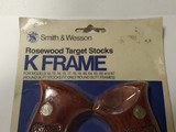 SMITH & WESSON ROSEWOOD TARGET STOCKS K-FRAME NOS FACTORY CARDED - 2 of 4