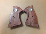 SMITH & WESSON N-FRAME ROSEWOOD TARGET GRIPS W/SCREW - 3 of 4