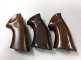 DAN WESSON FACTORY WOOD GRIPS - 3 of 7