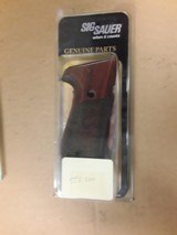 SIG SAUER STD. 220 FACTORY LOGO ROSEWOOD GRIPS - 1 of 2